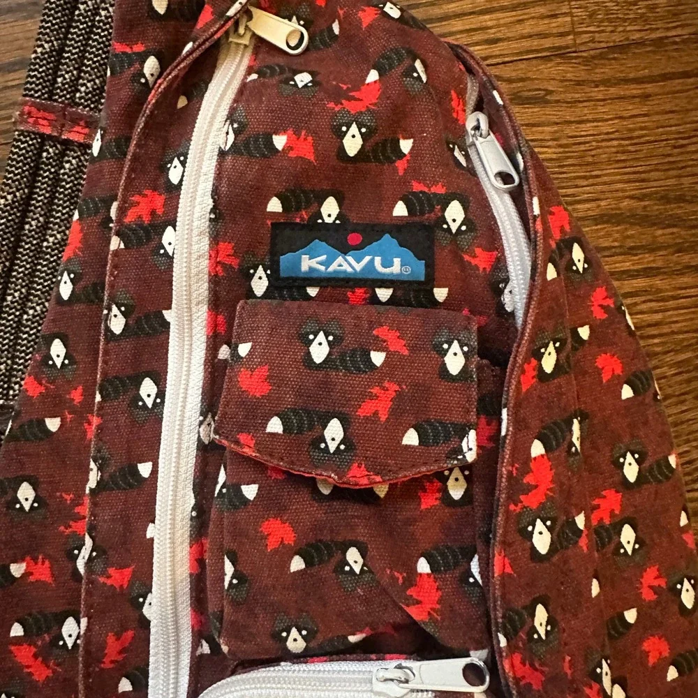 Kavu Rope Bag Women OS Raccoon Maple Leaf Print Sling Backpack Canvas Gorpcore